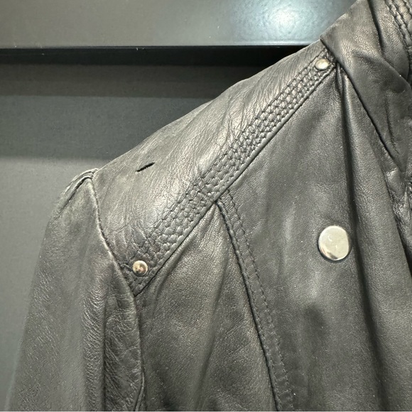 ZARA DISTRESSED LEATHER JACKET - Picture 6 of 6